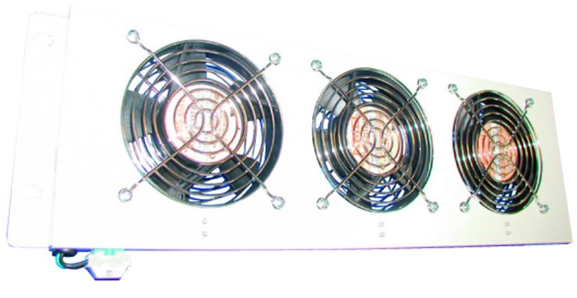 Ventilatorchassis met ventilatormotoren